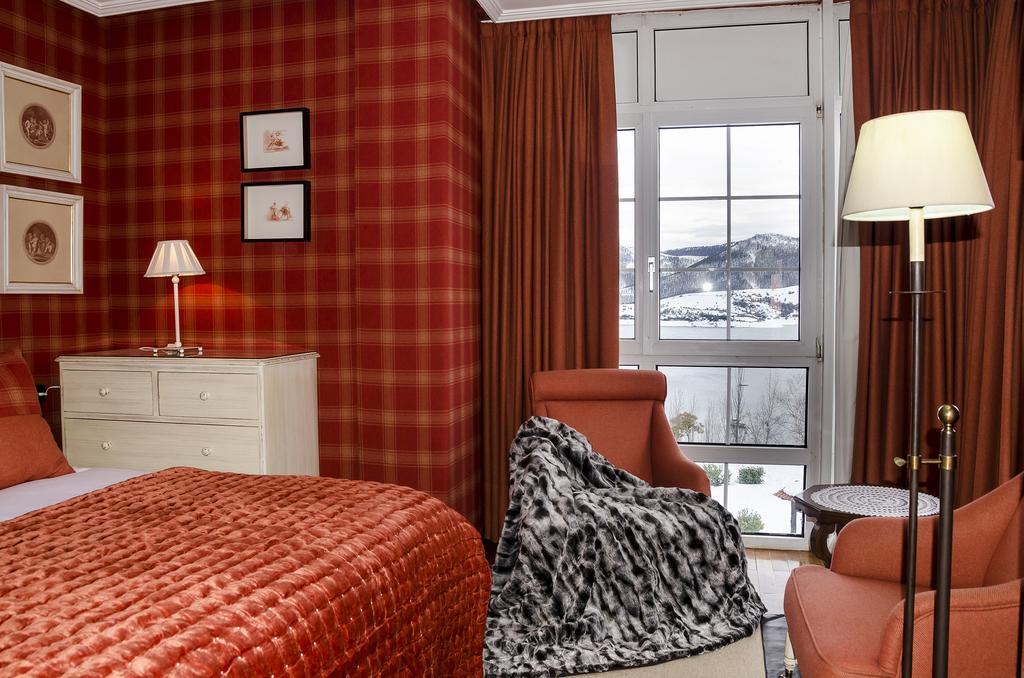 Hotel Presa Riano  Ruang foto
